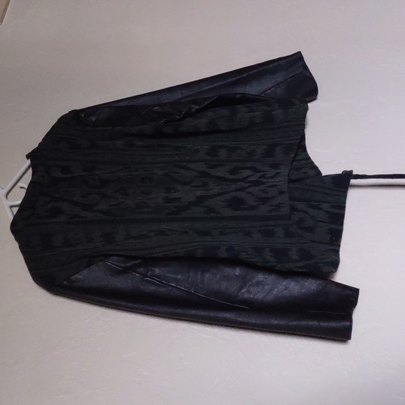 Cleobella Jacket - Picture 9 of 11